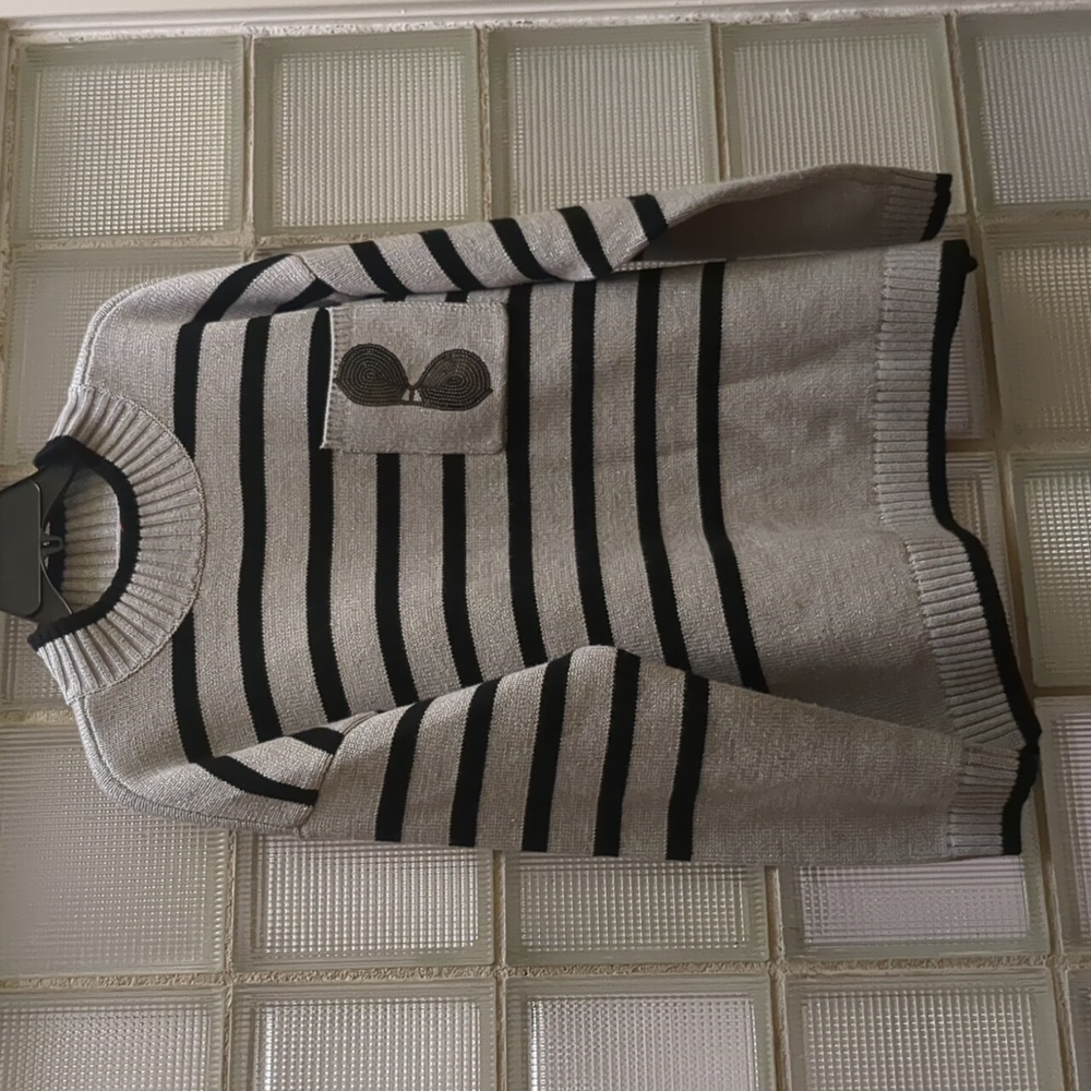 Karl Lagerfeld mock neck striped pocket sweater. Large EUC